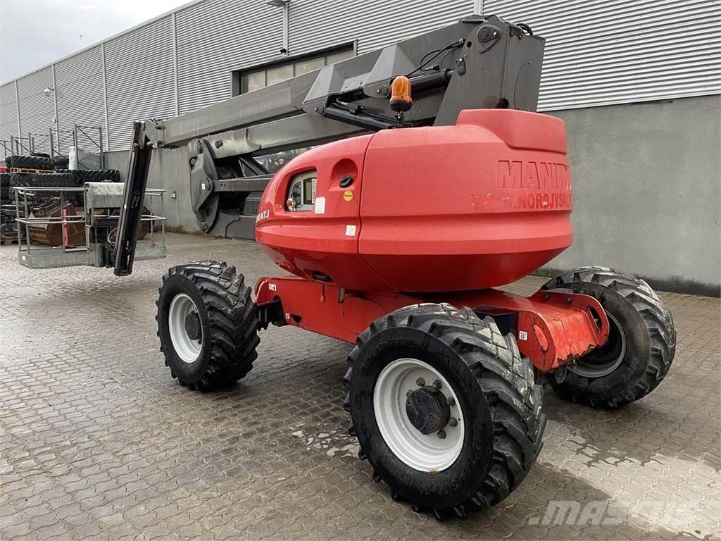Manitou 200ATJ RC Nacele cu brat articulat