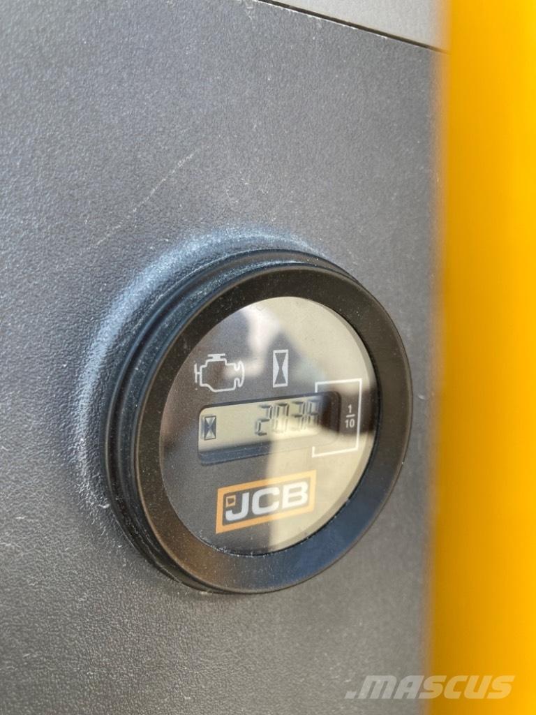 JCB 140 X Excavatoare pe șenile
