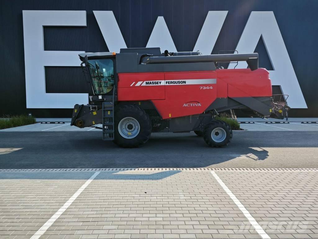 Massey Ferguson 7344 Combine de secerat