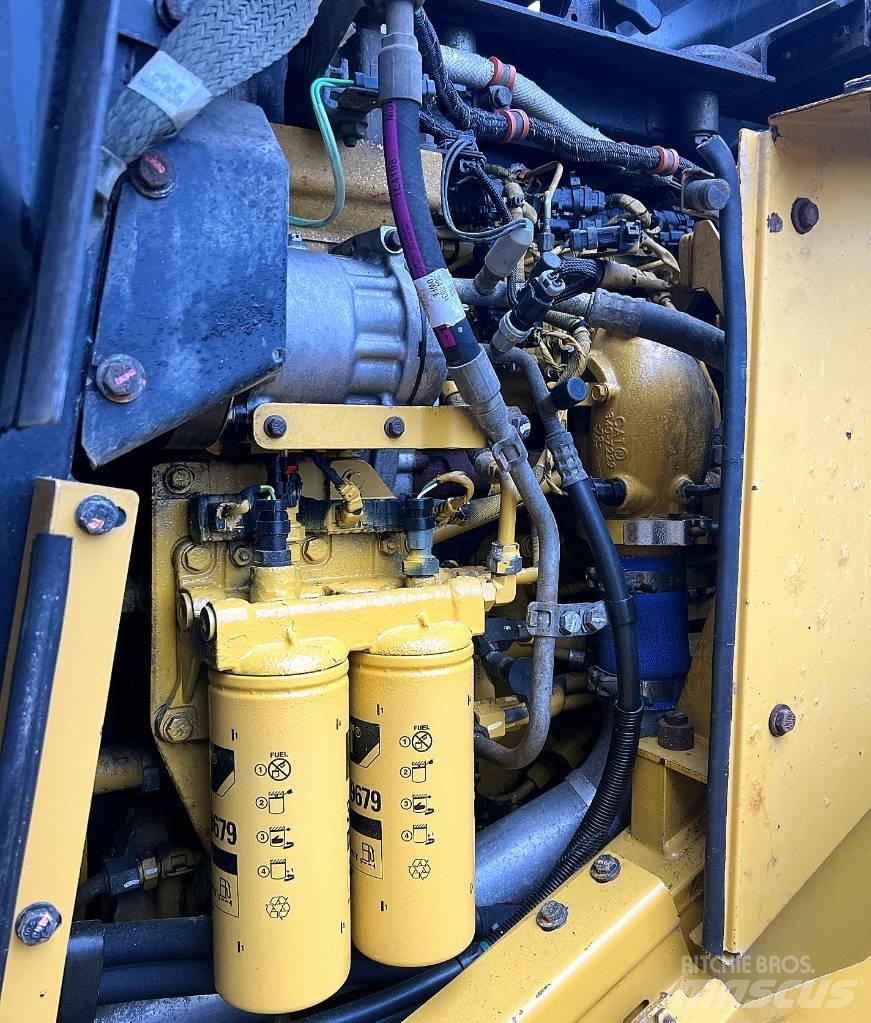 CAT 972 K Incarcator pe pneuri