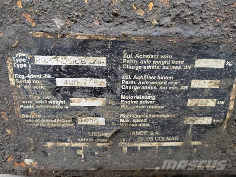 Liebherr 922 Excavatoare pe șenile
