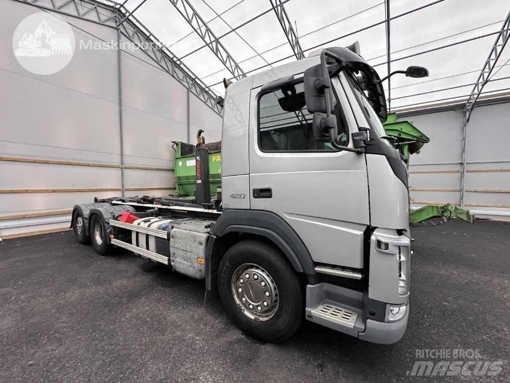 Volvo FM 420 Camion cu carlig de ridicare