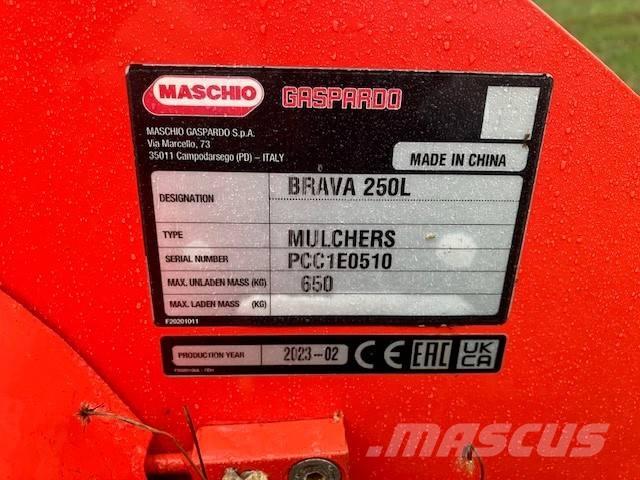 Maschio Brava 250 L Cositoare