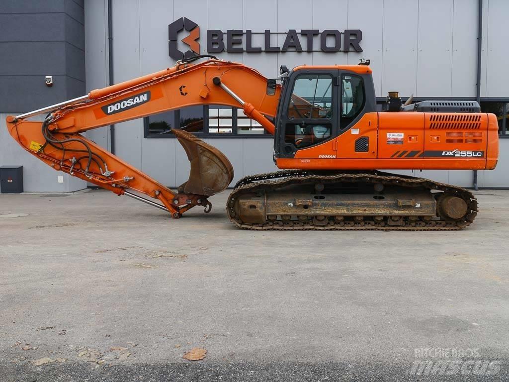 Doosan DX 255 LC-3 Excavatoare pe șenile
