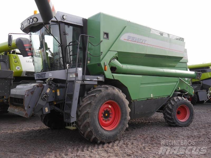 Fendt 8350 Combine de secerat