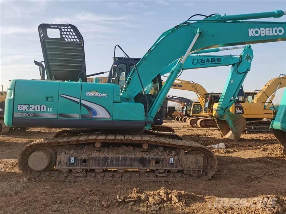 Kobelco SK200 Excavatoare pe șenile
