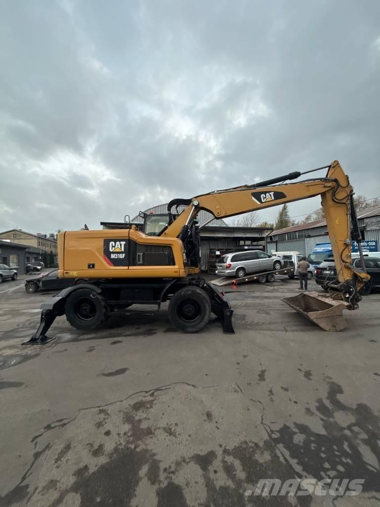 CAT M 316 F Excavatoare cu roti