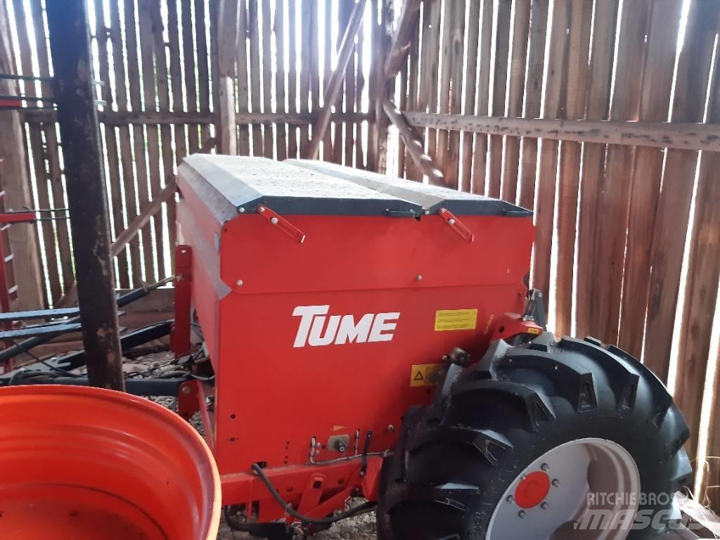 Tume HKL2500 Semanatoare