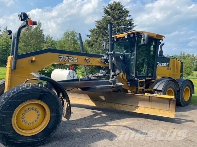 John Deere 772 G Gredere