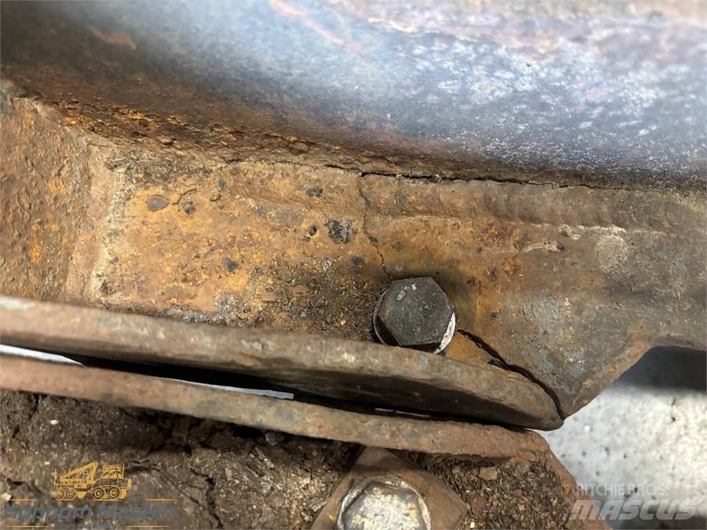 Gremo 704 Alte componente
