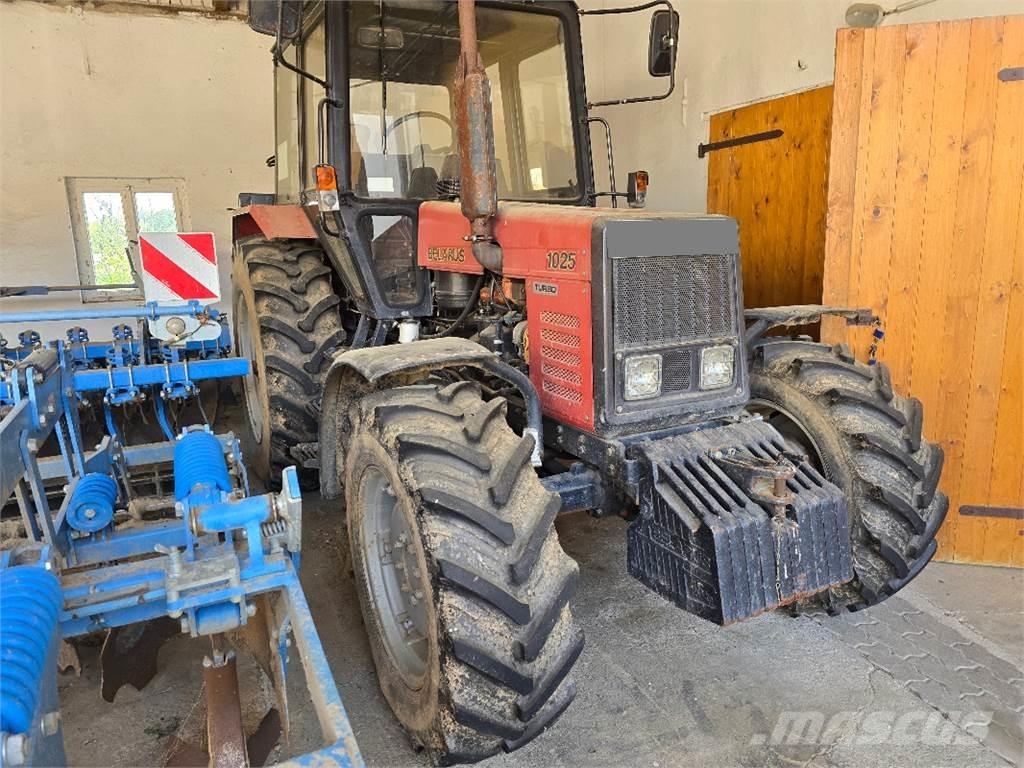 Belarus MTS 1025 Tractoare
