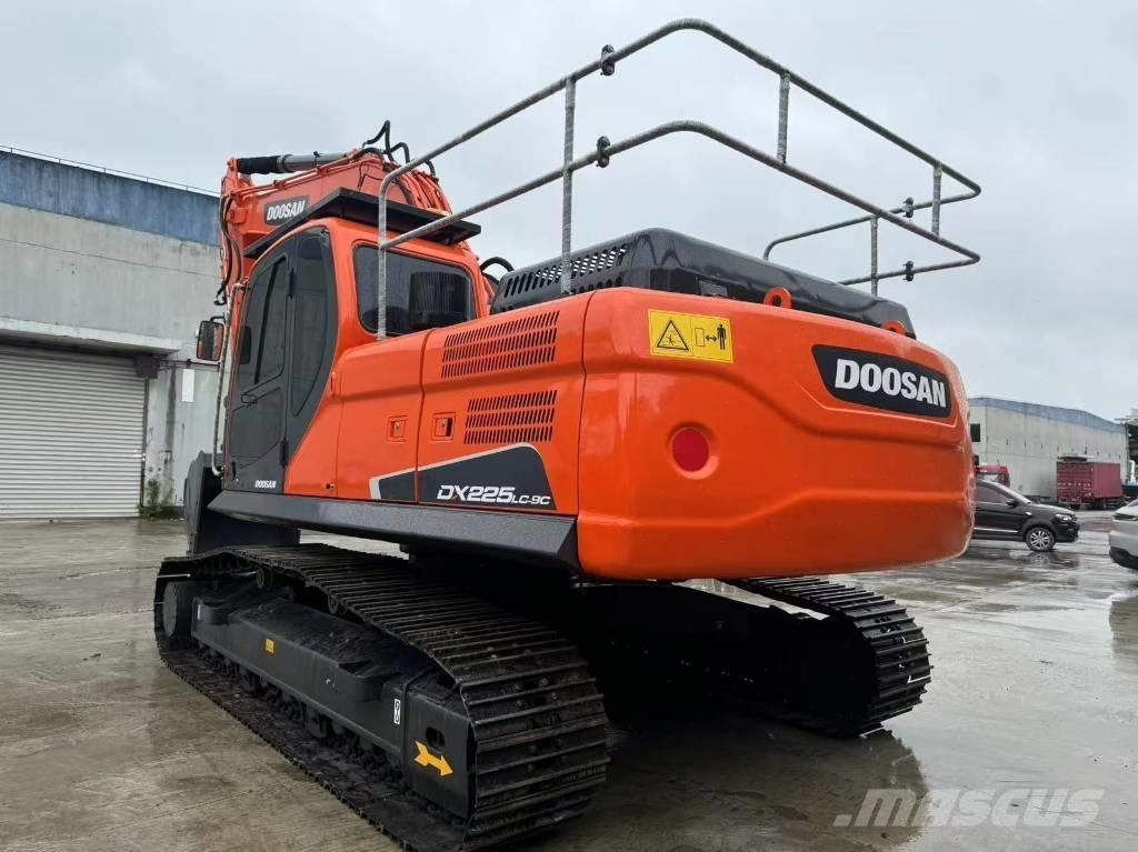 Doosan DX 225 LC Excavatoare pe șenile
