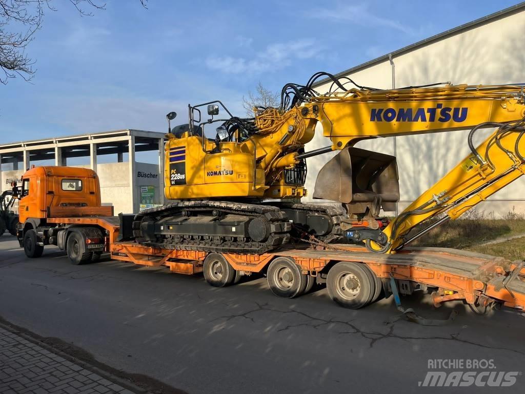 Komatsu PC228USLC-11 Excavatoare pe șenile
