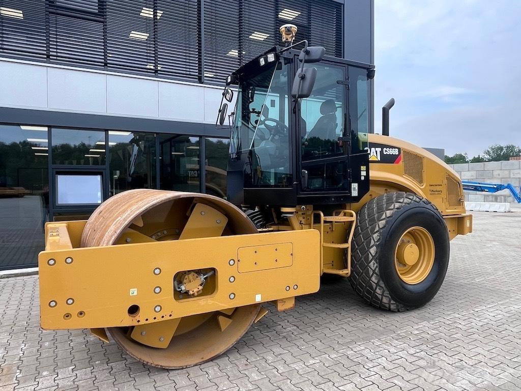 CAT CS66B Compactoare monocilindrice