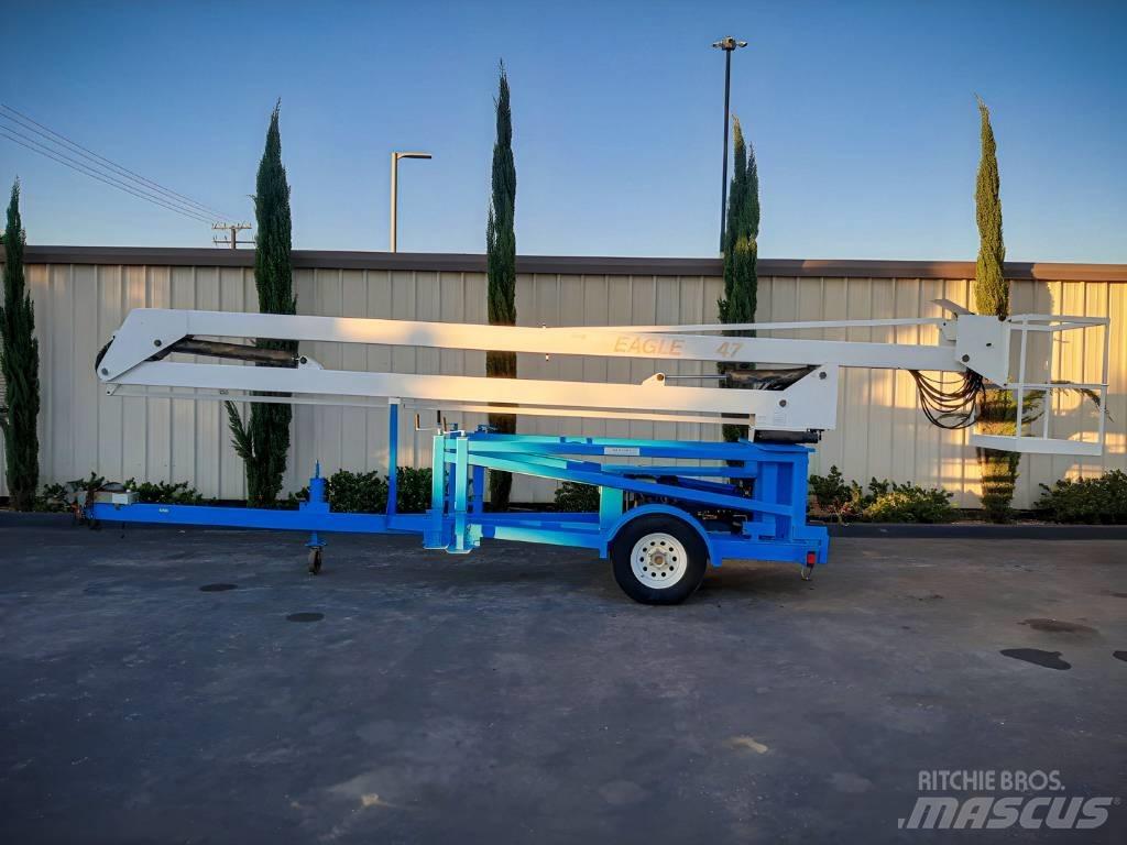 AmeriQuip EAGLE 47 Nacele cu brat articulat