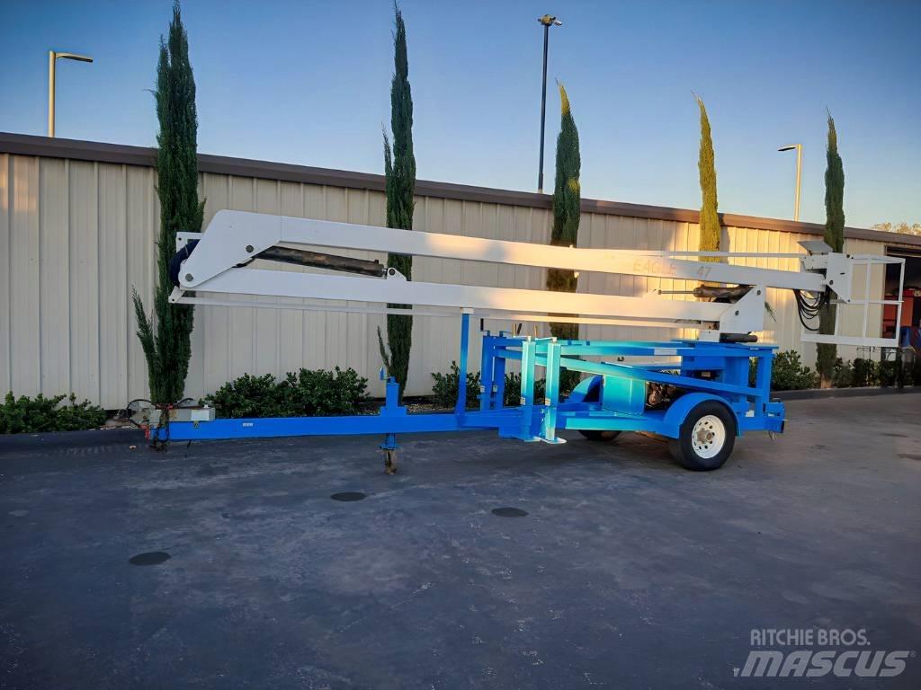 AmeriQuip EAGLE 47 Nacele cu brat articulat