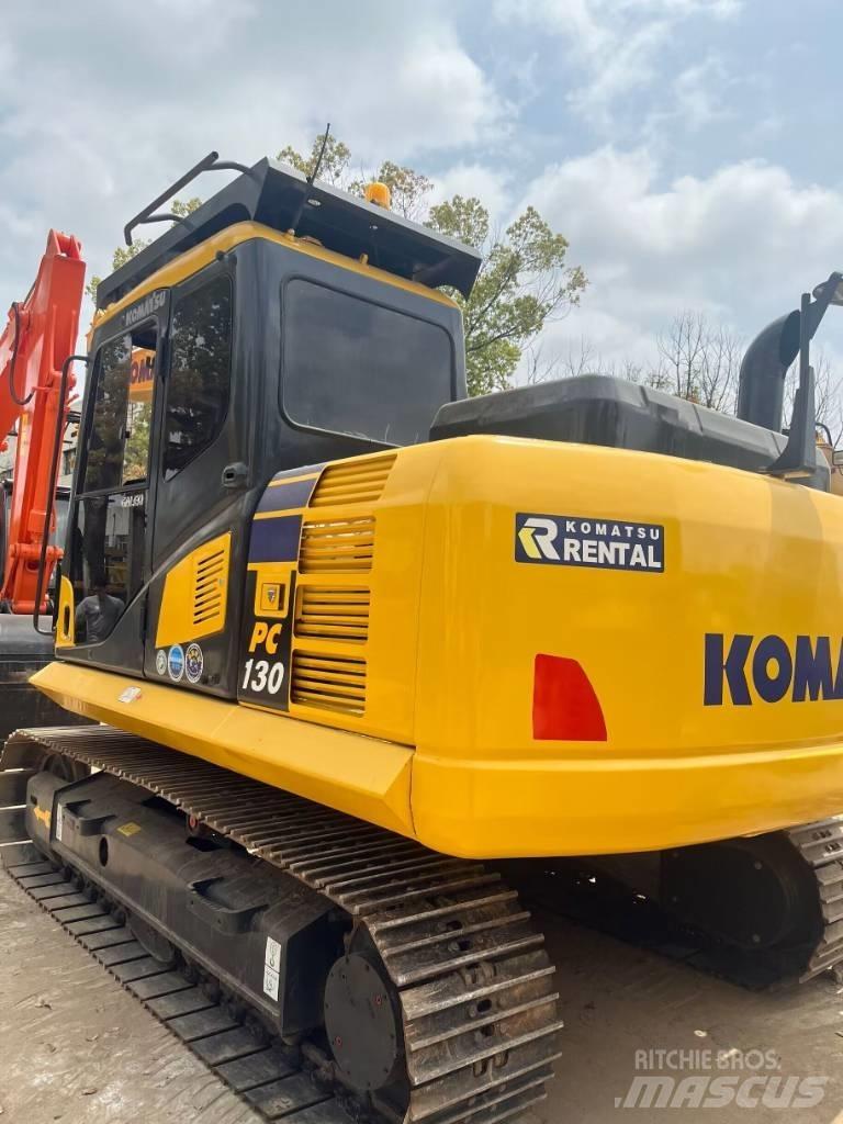 Komatsu PC130 Excavatoare pe șenile
