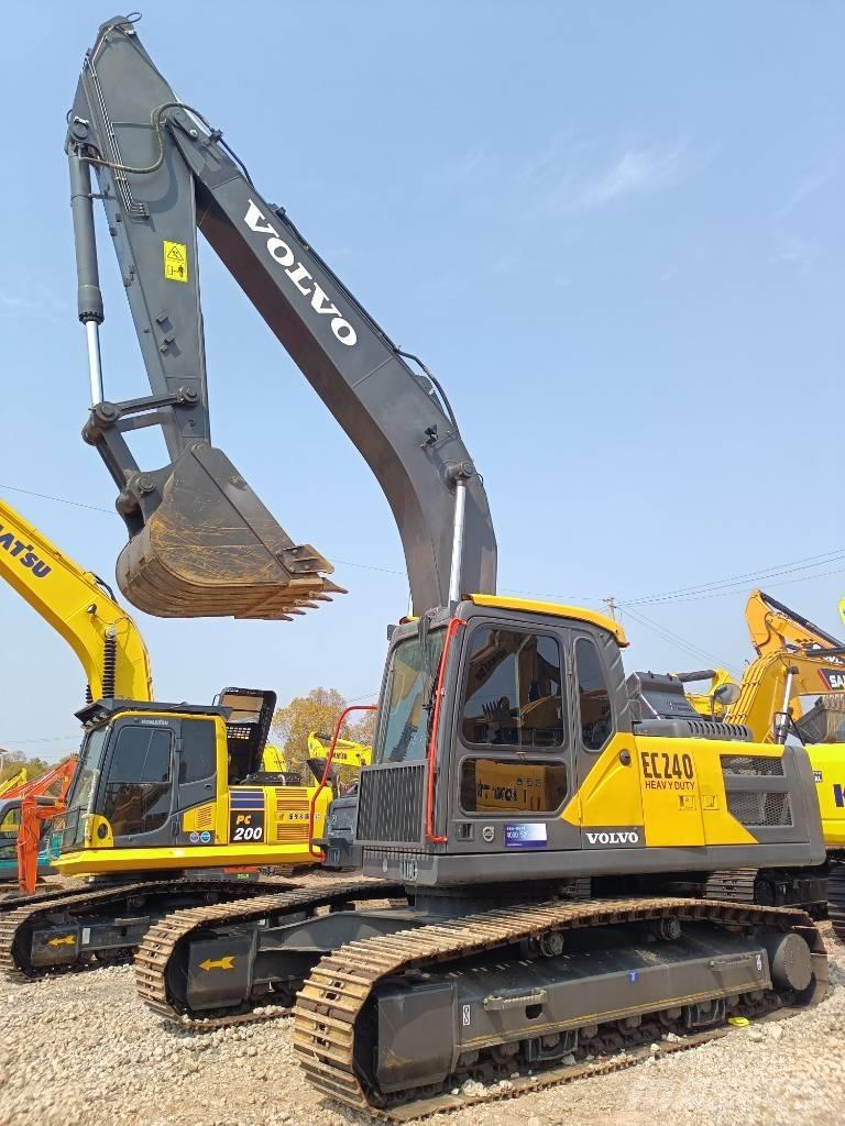 Volvo EC 240 Excavatoare pe șenile
