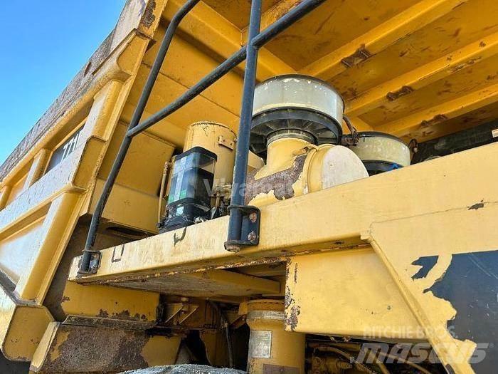 CAT 771D Minitractor de teren