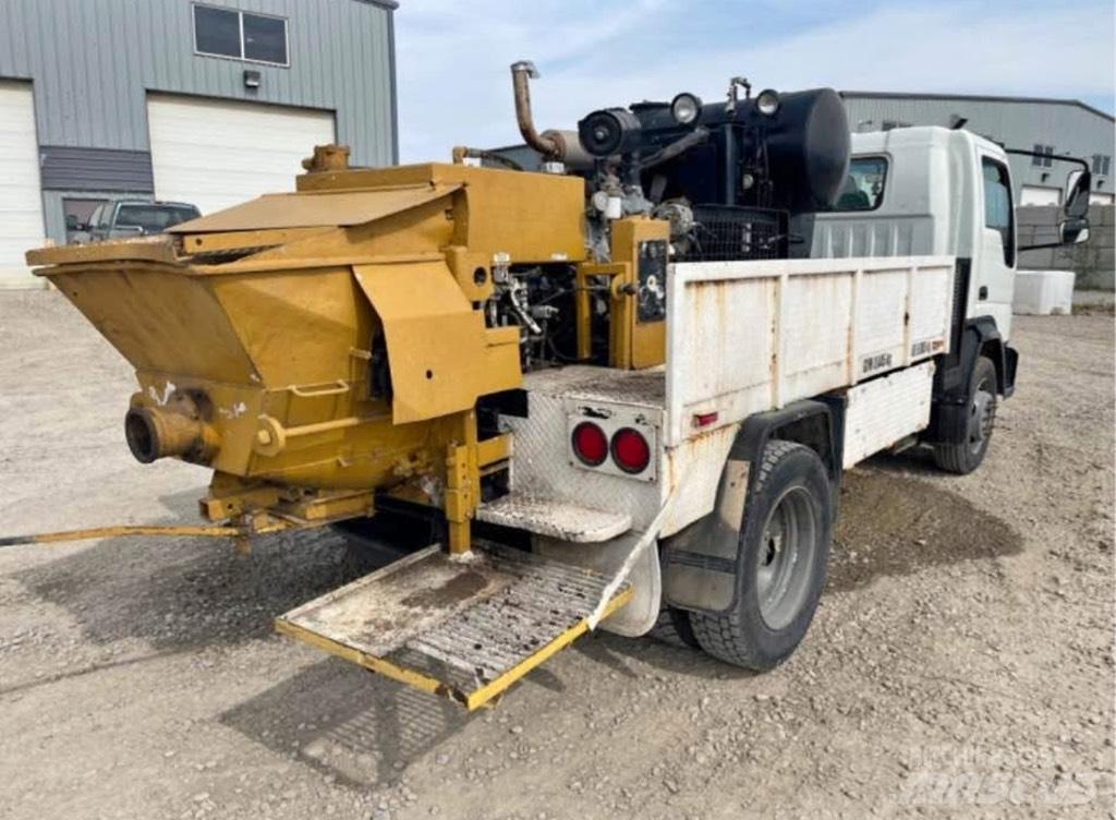 International CF600 Pompa pentru beton