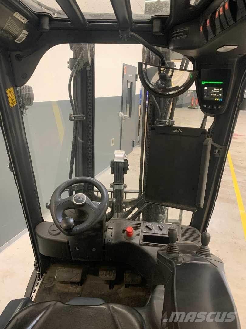 Linde E20L Stivuitor electric