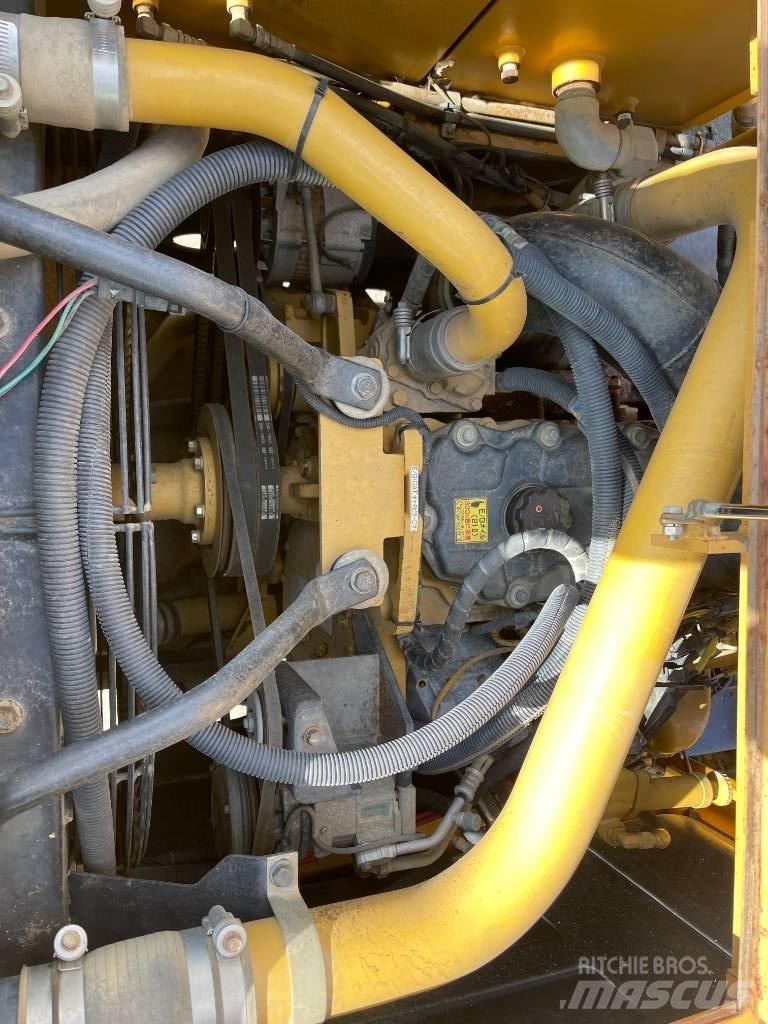 Morooka MST 2300 Autobasculante cu senile