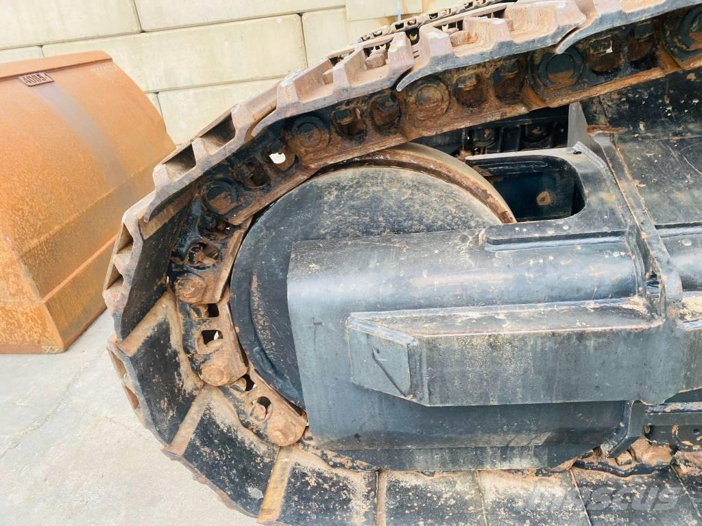 CAT 330 B L MH Excavatoare pe șenile
