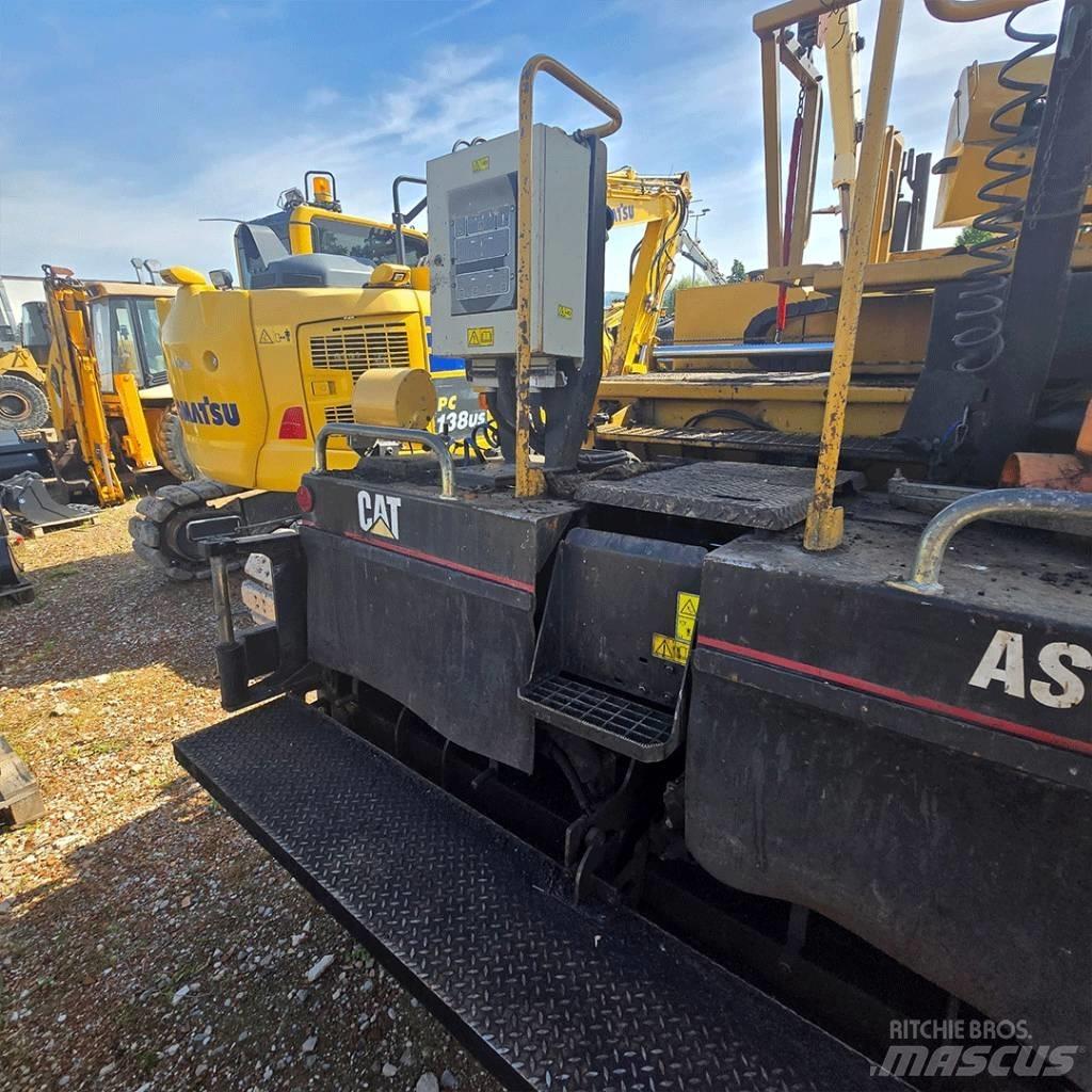 CAT AP 600 Pavatoare asfalt