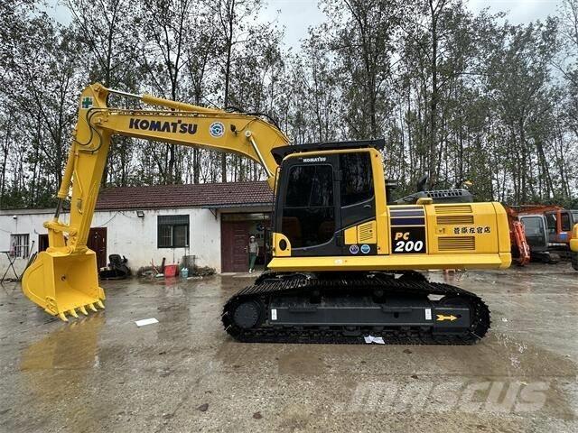 Komatsu PC 200-8N1 Excavatoare pe șenile
