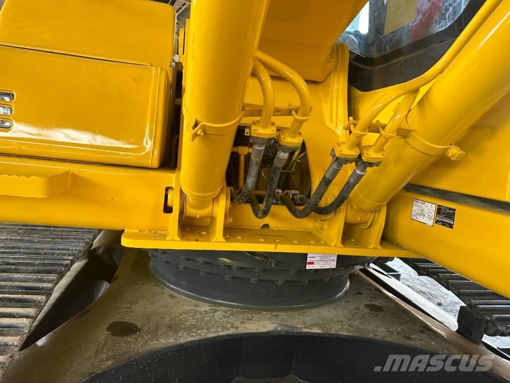 Komatsu PC 200-8 Excavatoare 7t - 12t