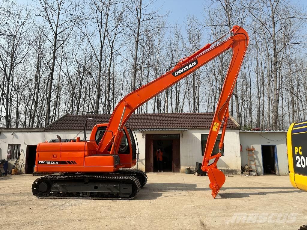 Doosan DX160LC Excavatoare pe șenile
