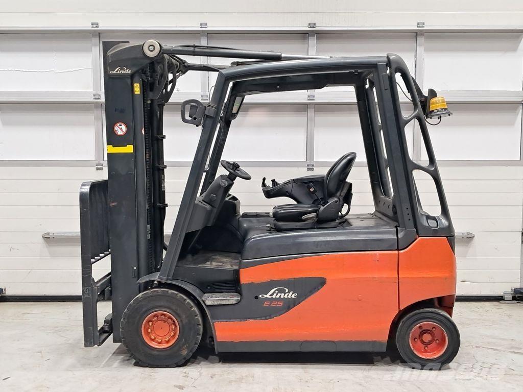 Linde E25L-01 Stivuitor electric