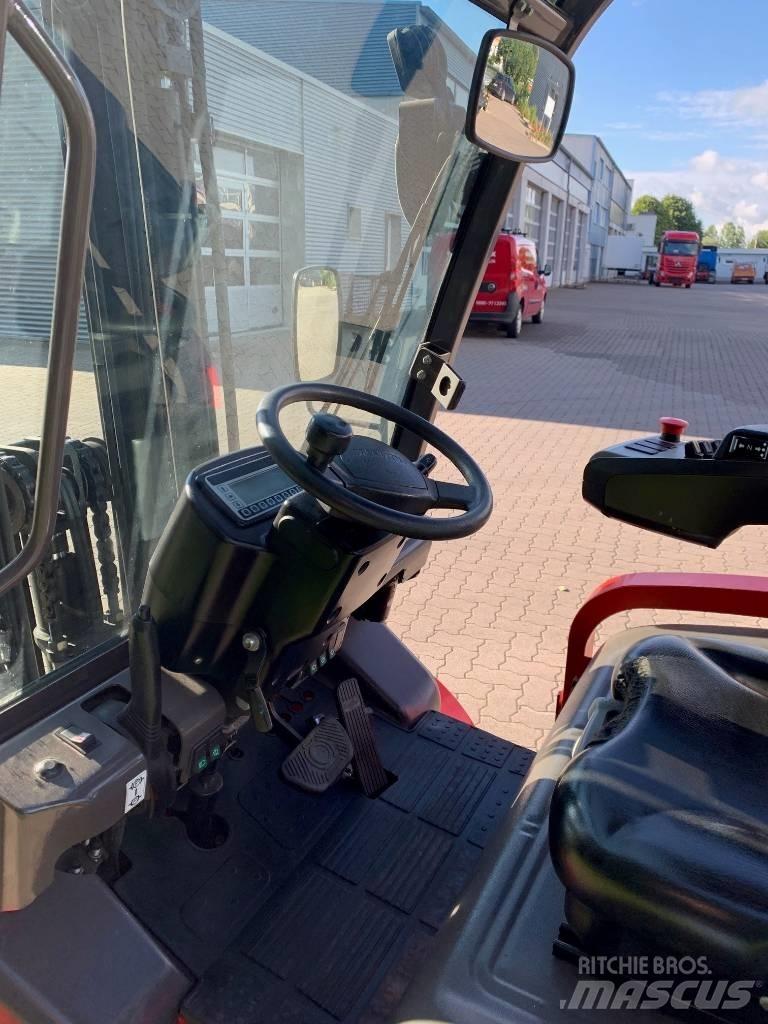 Manitou ME425C Stivuitor electric