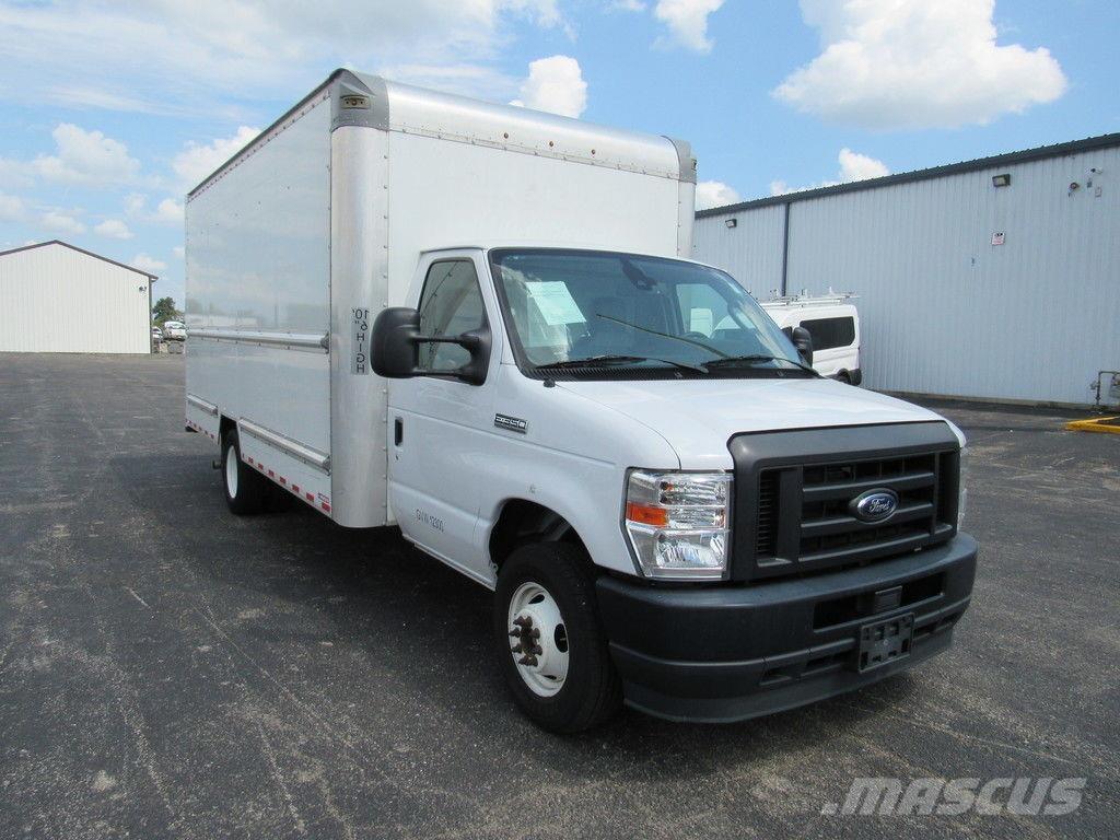 Ford E-350 Autocamioane