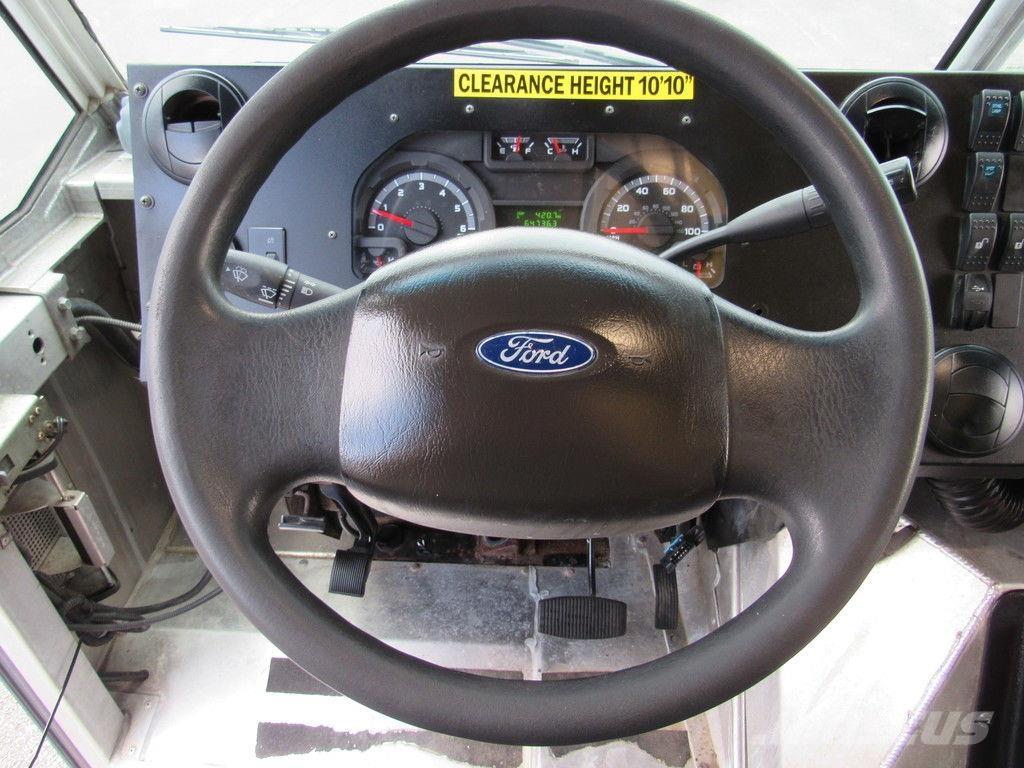 Ford E-450 Autocamioane