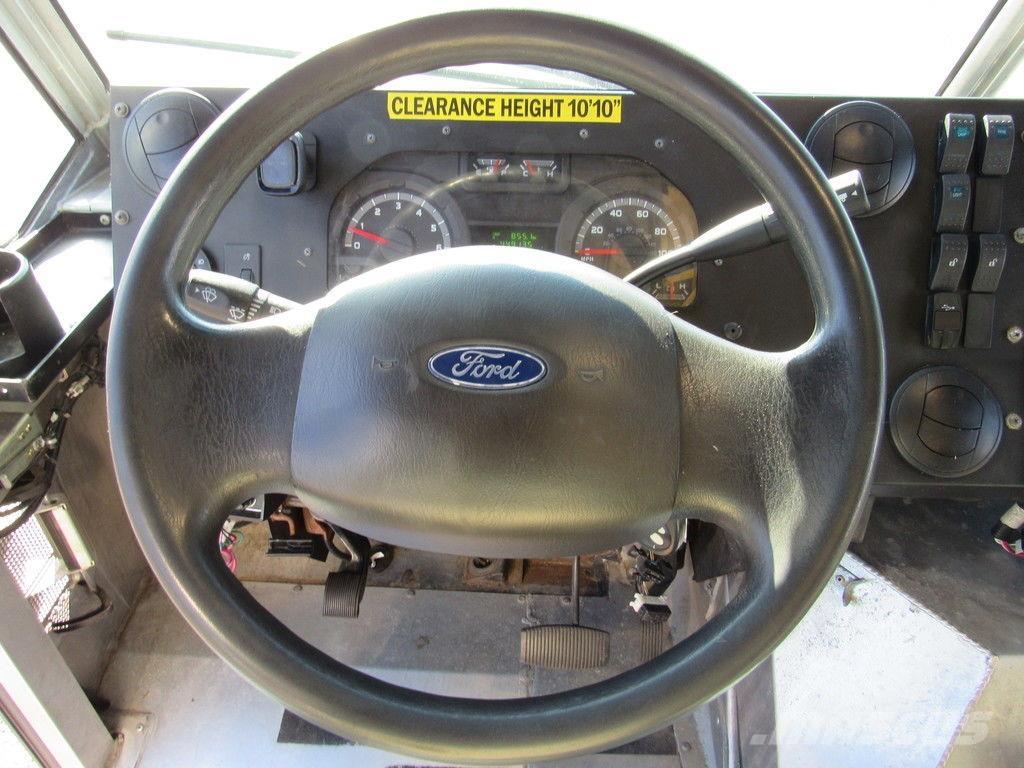 Ford E-450 Autocamioane