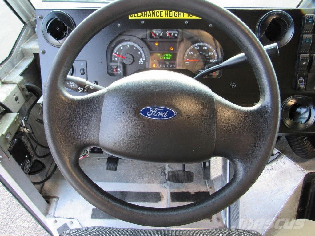 Ford E-450 Autocamioane