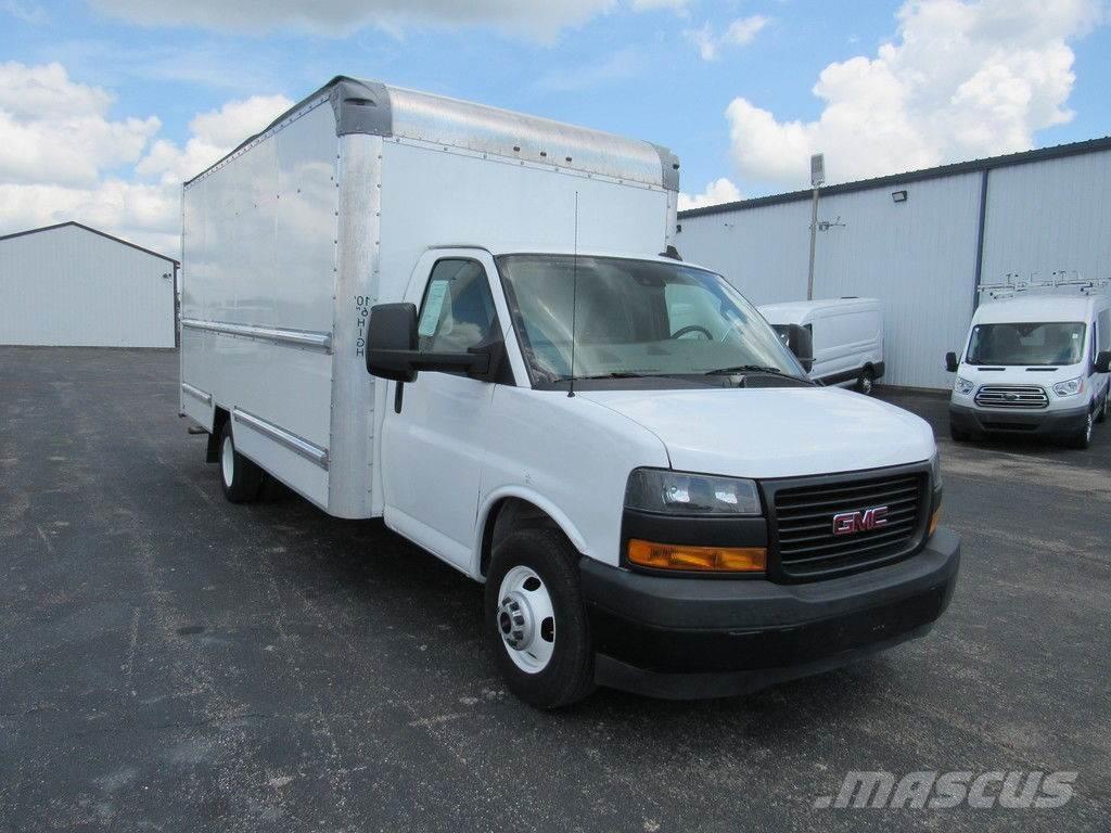GMC Savana 3500 Autocamioane