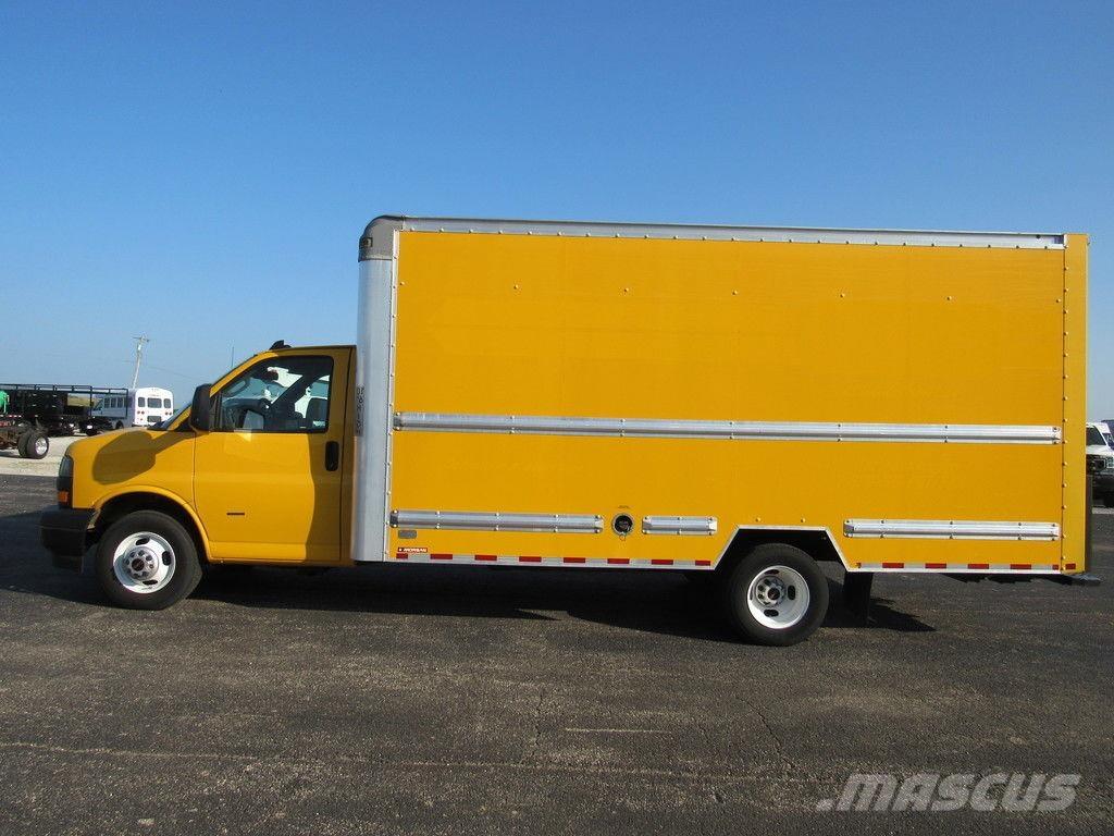 GMC Savana 3500 Autocamioane