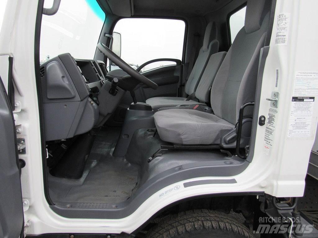 Isuzu NPR Autocamioane