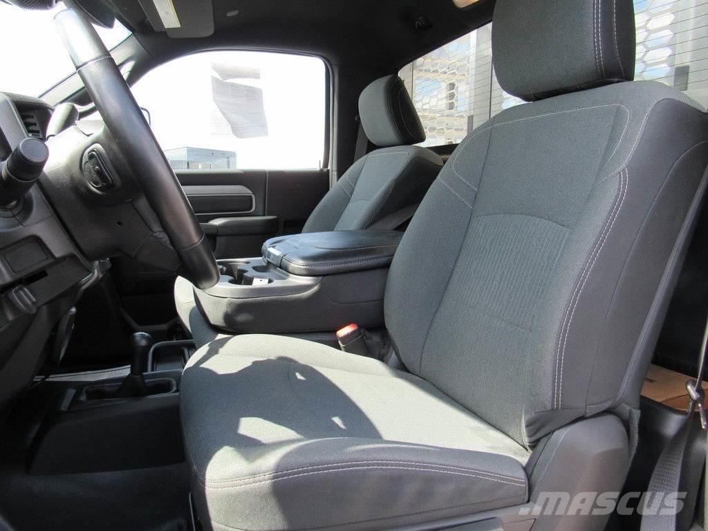 RAM 3500 Camioane platforma/prelata