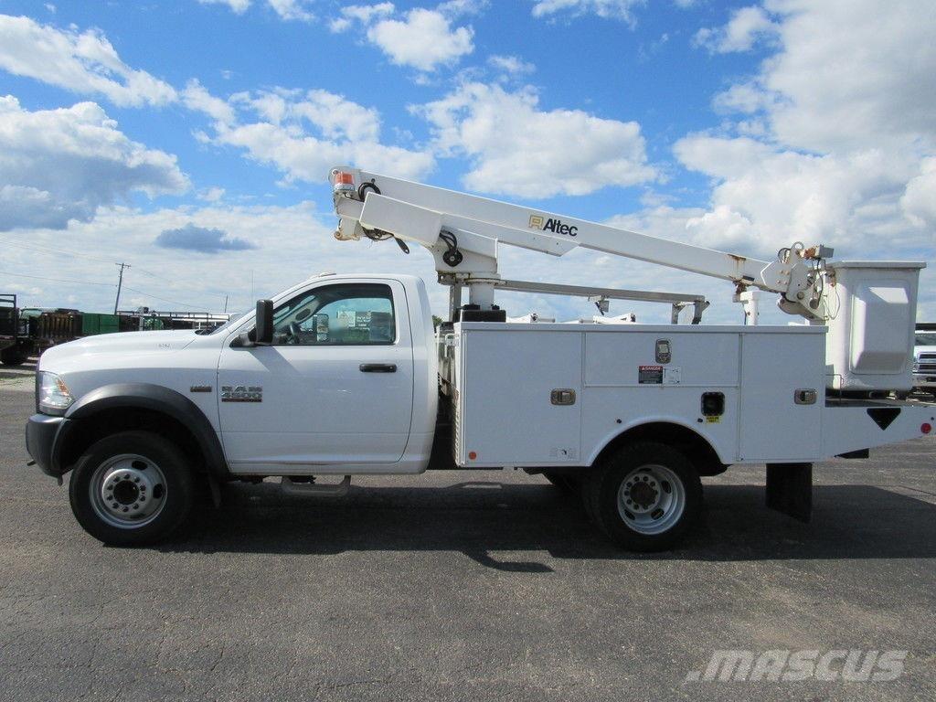 RAM 4500 Platforme aeriene montate pe camion