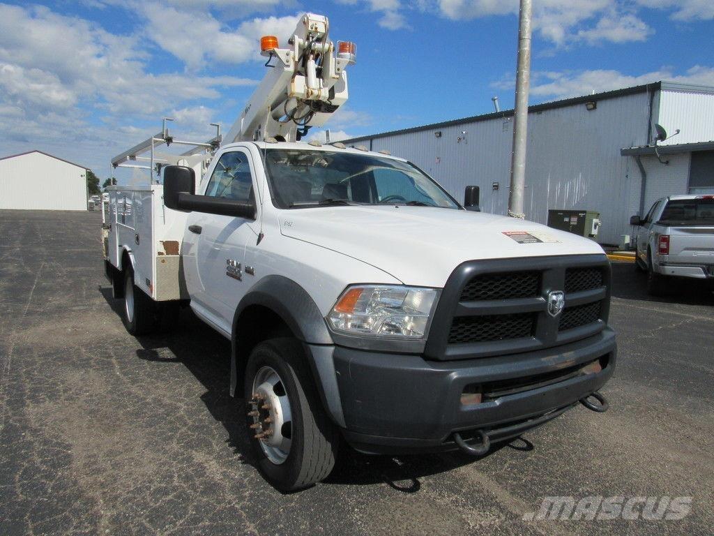 RAM 4500 Platforme aeriene montate pe camion