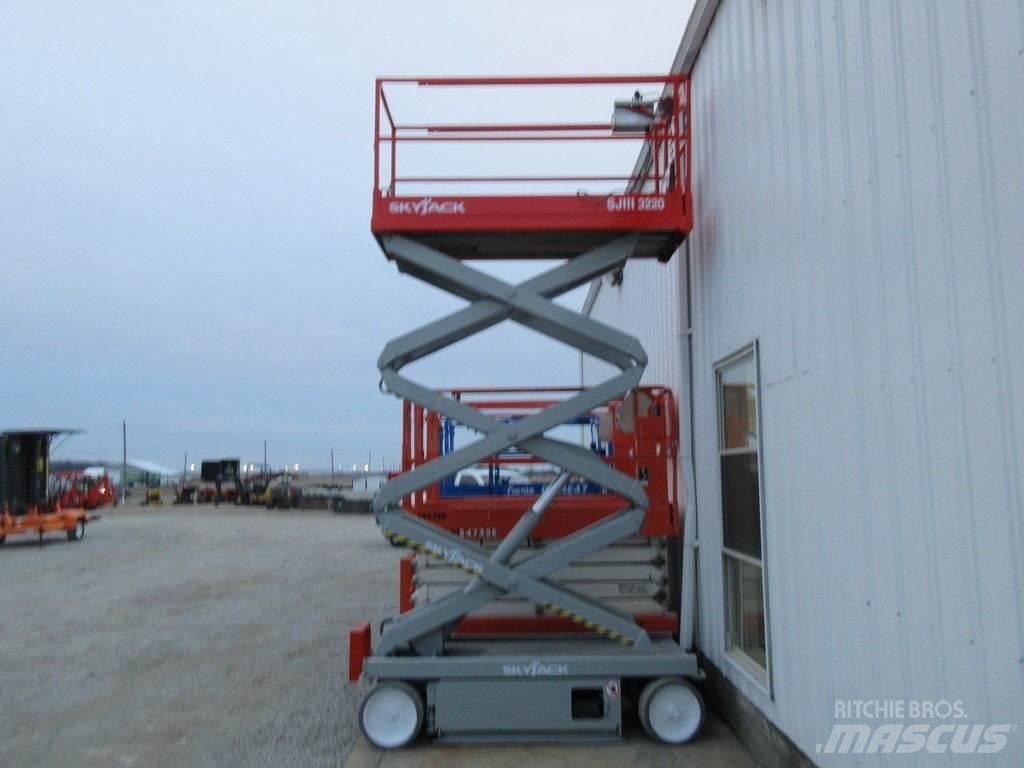 SkyJack SJ3220 Alte componente