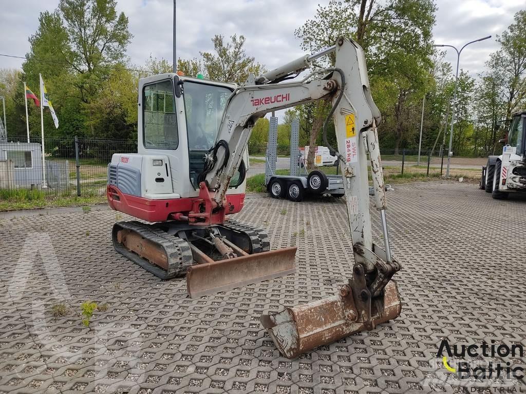Takeuchi TB228 Mini excavatoare < 7t