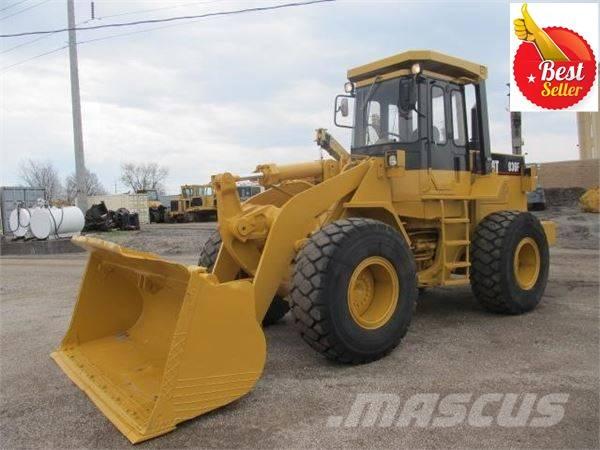 CAT 936 F Incarcator pe pneuri