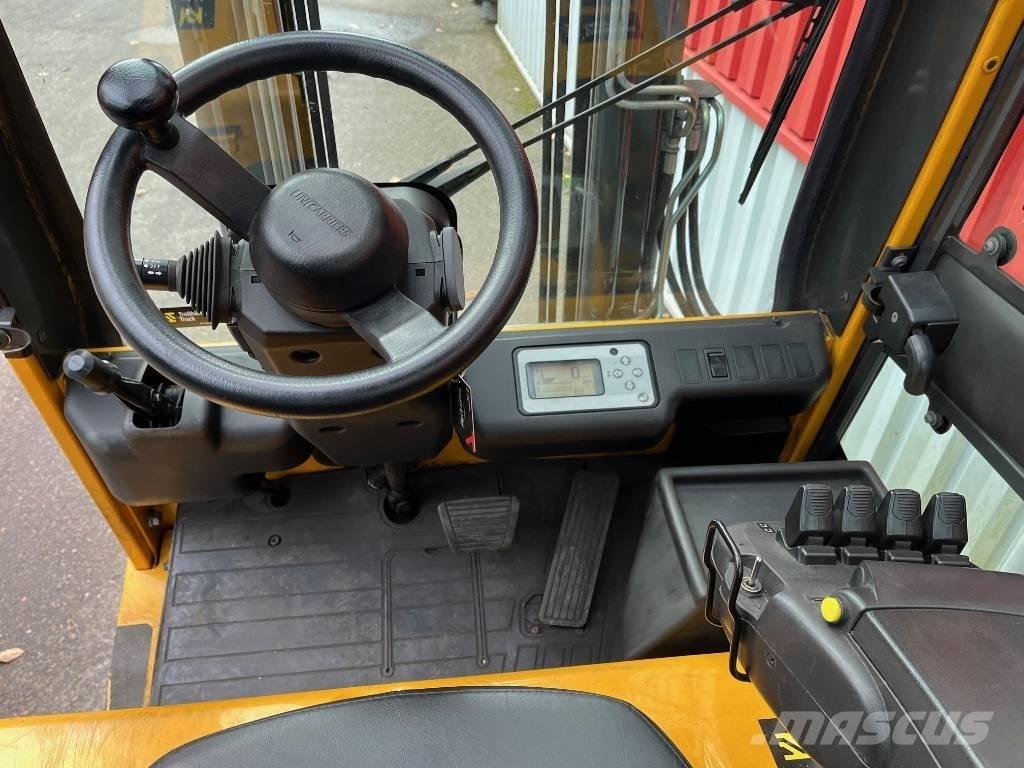 UniCarriers 1Q2L25Q Stivuitor electric