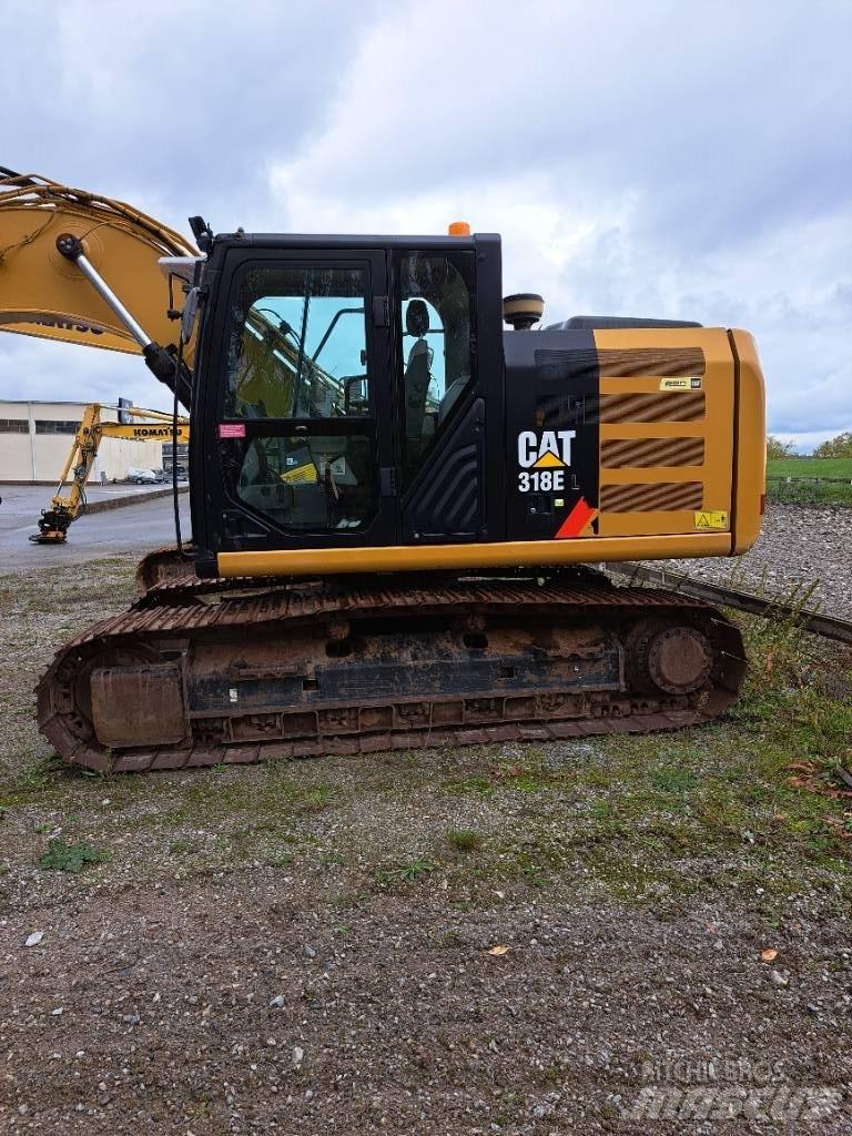 CAT 318 E L Excavatoare pe șenile
