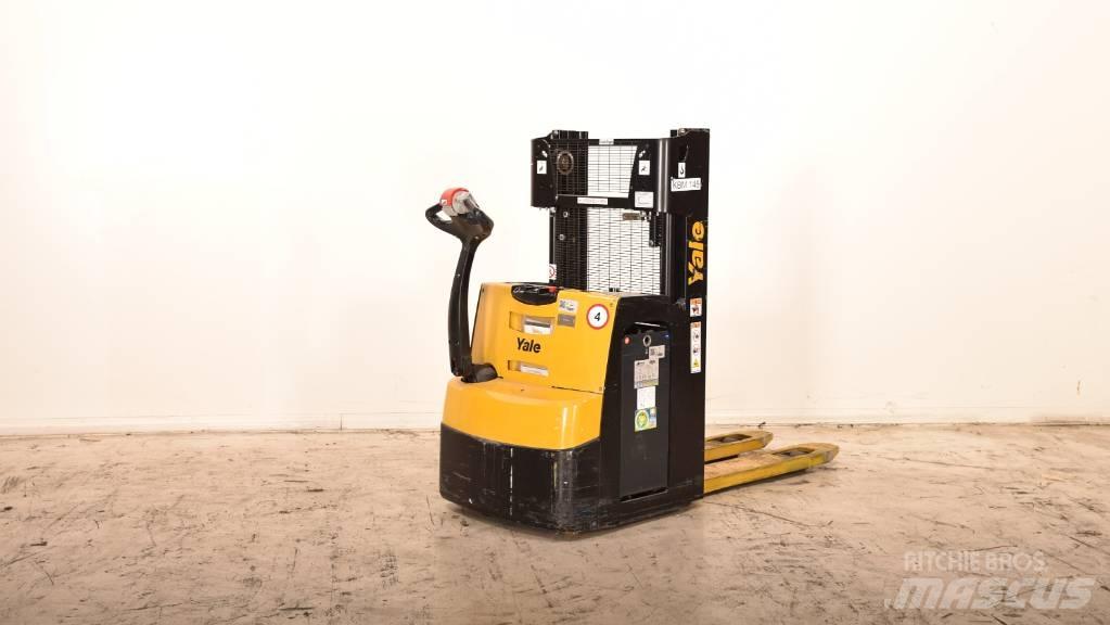 Yale MS 14 AC Transpaleta manuala