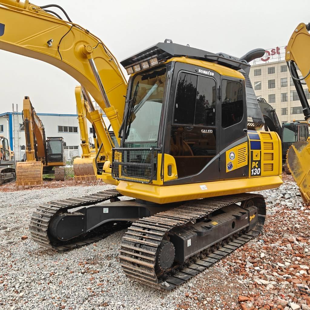 Komatsu 130-7 Excavatoare pe șenile
